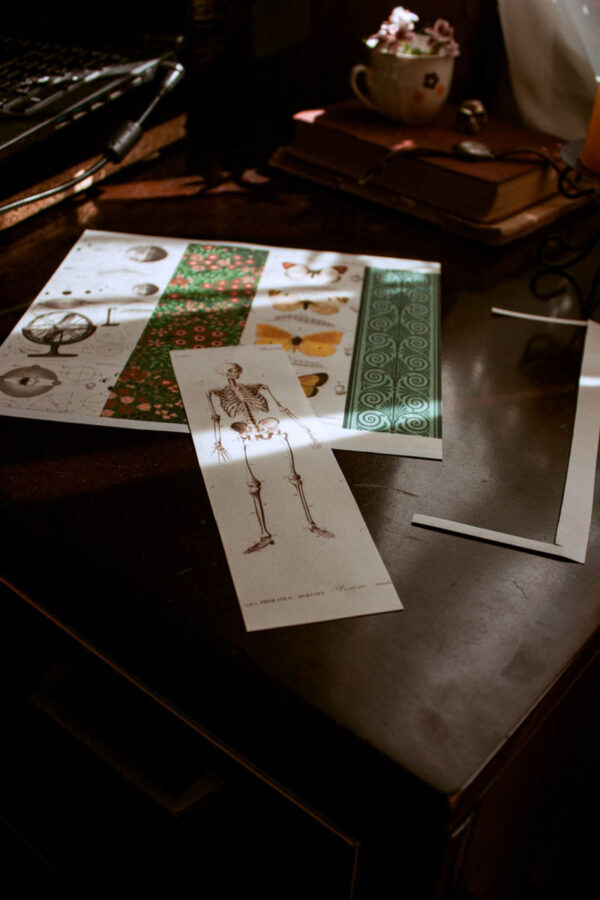 vintage bookmark set - print it yourself - fata care editează